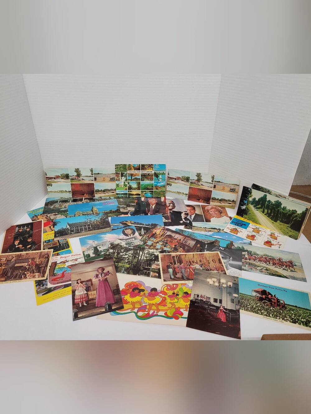 Vintge Postcard Lot Of 100